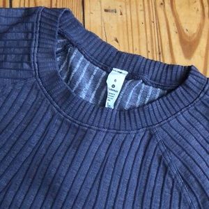 Lululemon Top 6 purple/gray